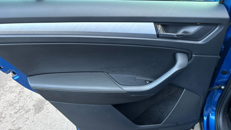 Skoda Kodiaq 1.5 TSI SE Drive 5dr DSG [7 Seat] Petrol Estate